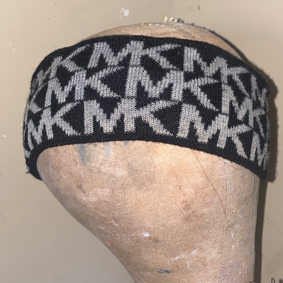 MICHAEL KORS BEANIE/ HEAD BAND BUNDLE - Picture 2 of 5
